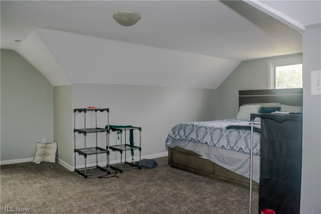 1079 Winston Road Cleveland, OH 44121 - Photo 8 of 9