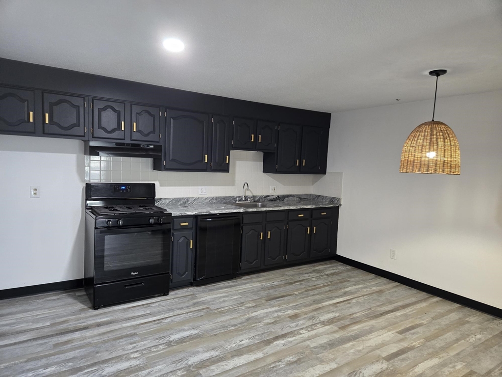 24 Inman Street, Unit 22 Lawrence, MA 01843 - Photo 2 of 5 Gallery Image 2