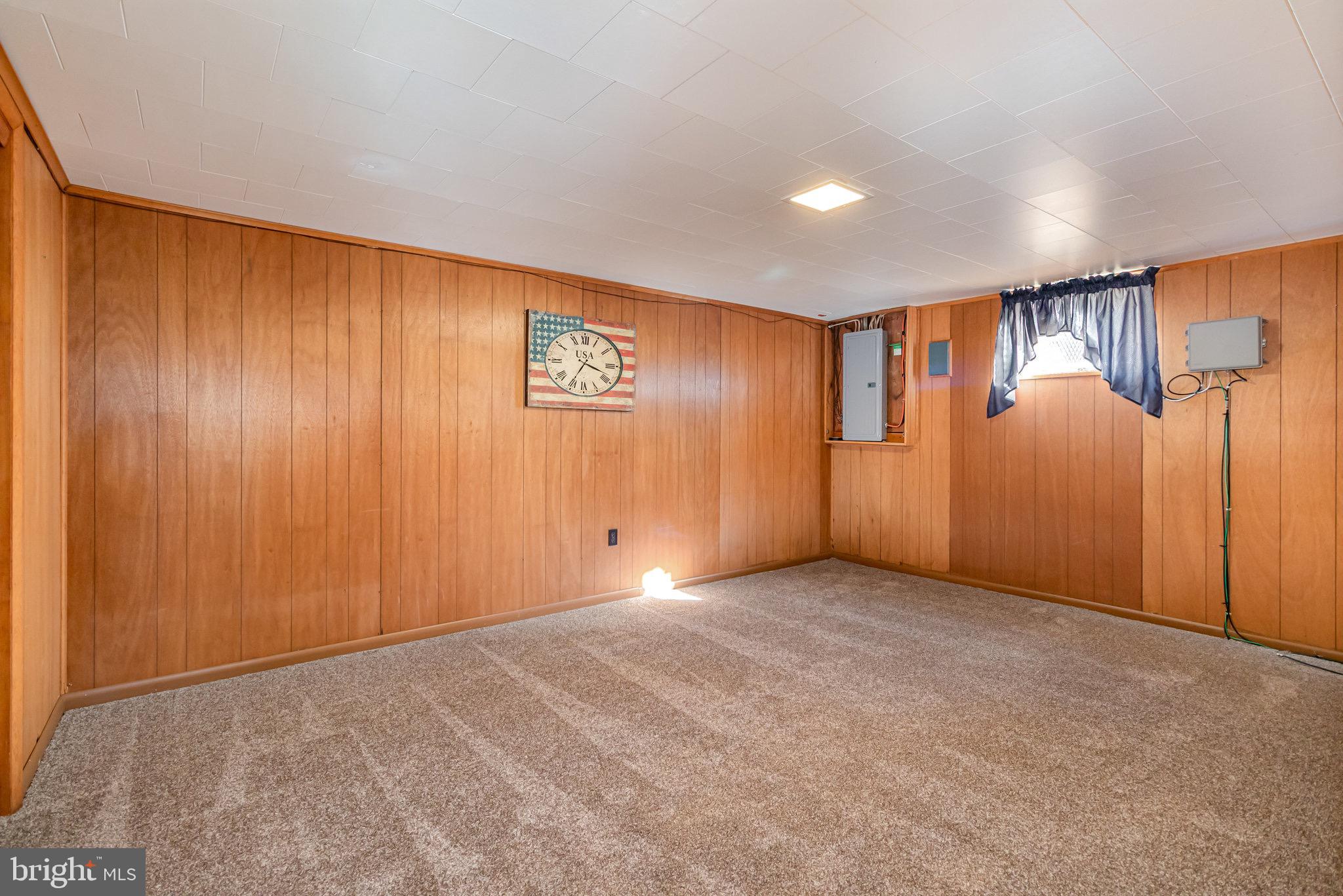 12 Shady Road Camp Hill, PA 17011 - Photo 23 of 32 a view of an empty room