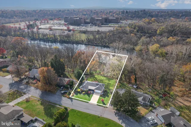 $399,000 | 12 Shady Road, Camp Hill, PA 17011