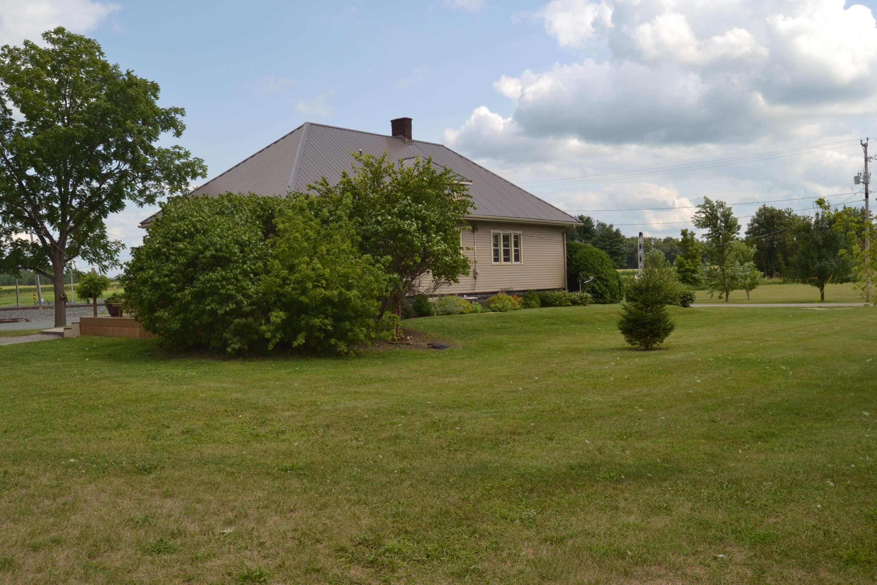 431 East Hale Street Ridgeway, OH 43345 - Photo 24 of 32