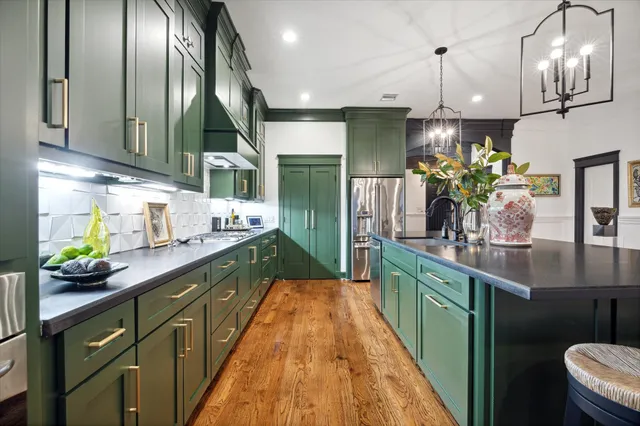 $1,425,900 | 606 Rutland Street, Houston, TX 77007