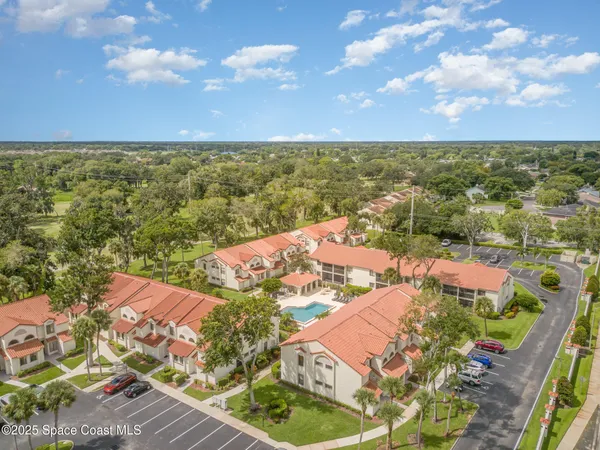 $1,800 | 1089 Country Club Drive, Unit 722, Titusville, FL 32780
