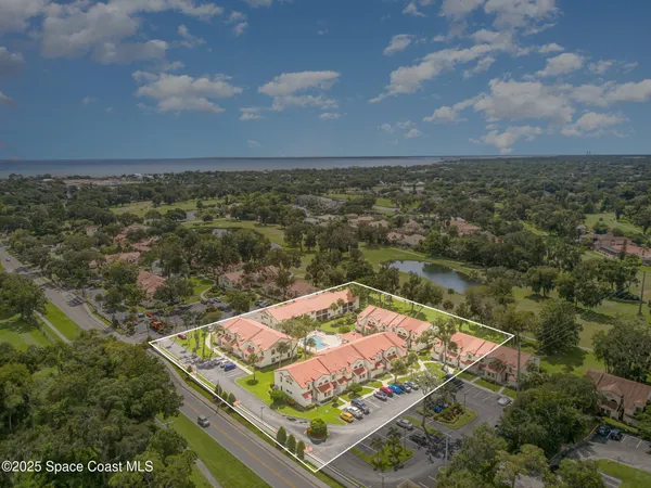 $1,800 | 1089 Country Club Drive, Unit 722, Titusville, FL 32780