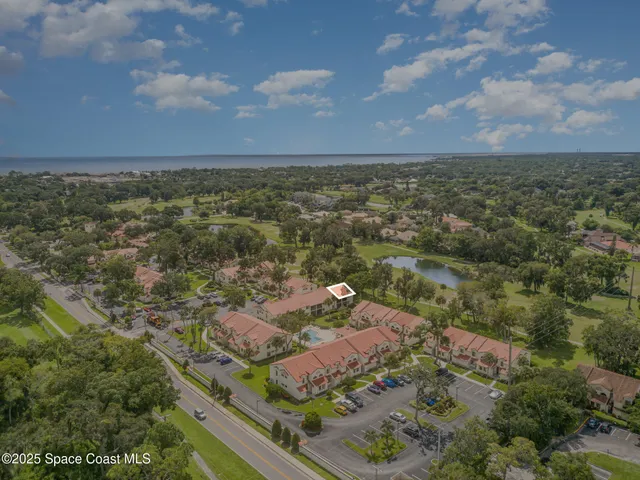 $1,800 | 1089 Country Club Drive, Unit 722, Titusville, FL 32780