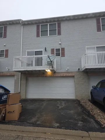 $2,000 | 234 West Kyra Lane, Cortland, IL 60112