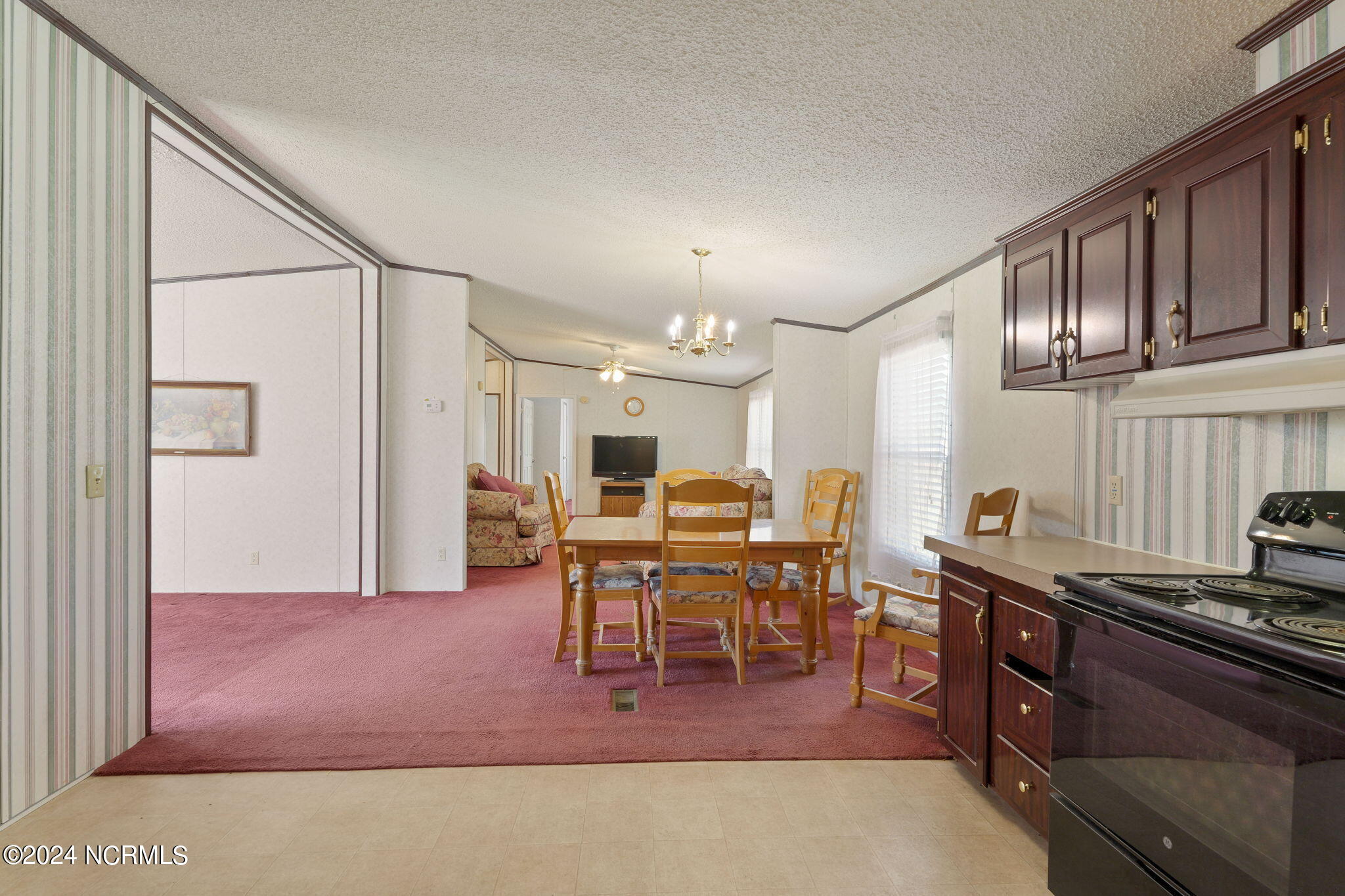 7240 Huddlestone Road Bailey, NC 27807 - Photo 5 of 22 9-web-or-mls-15-print-P1145541