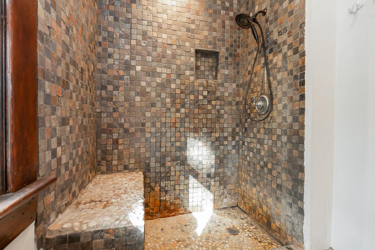 107 Price Road Columbus, OH 43230 - Photo 14 of 36 1st Floor Shower