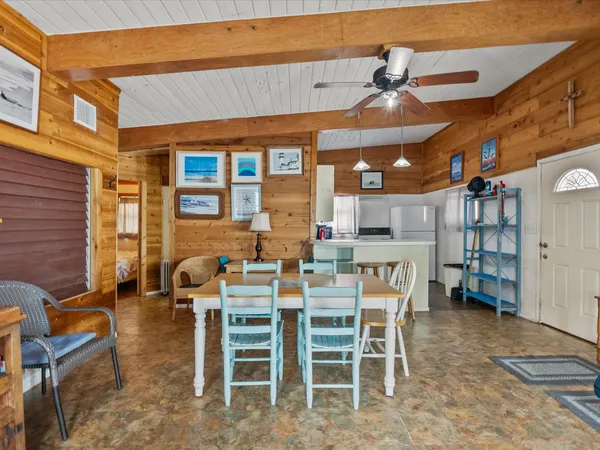 $400,000 | 510 Beach Drive, Surfside Beach, TX 77541