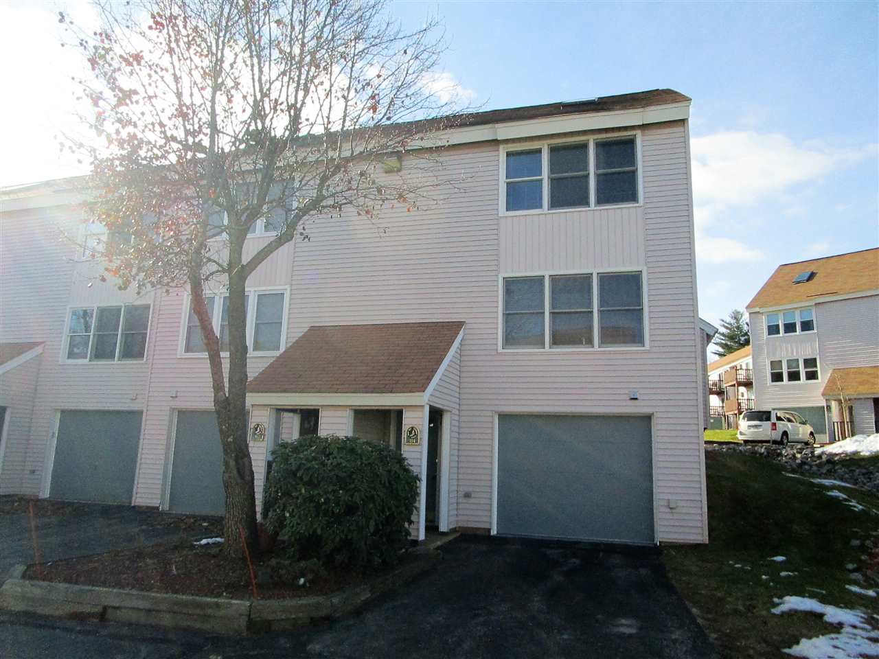 314 Circle Road Manchester, NH 03103 - Photo 27 of 28