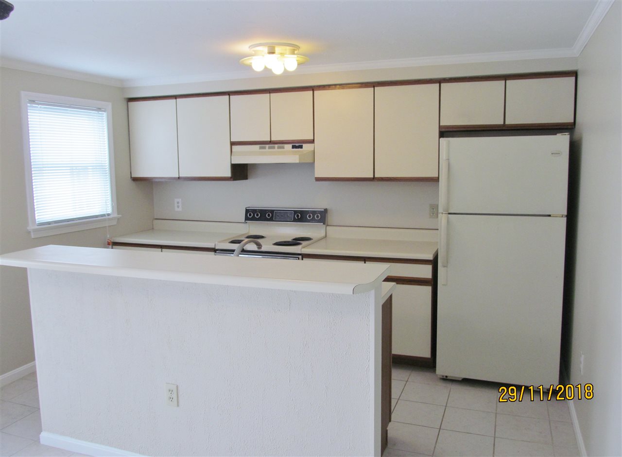 314 Circle Road Manchester, NH 03103 - Photo 5 of 28
