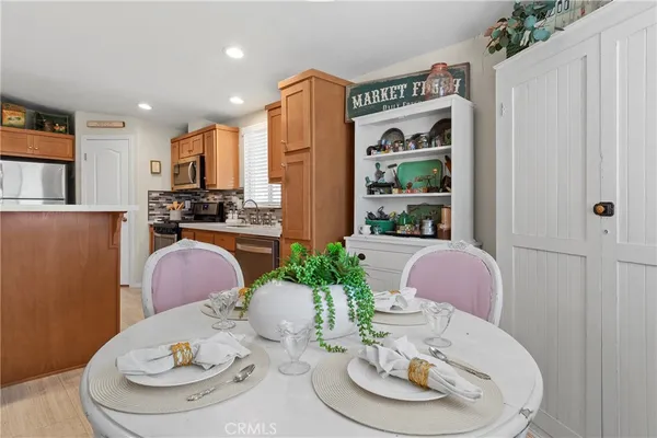 $479,999 | 1424 Glengrove Square, Corona, CA 92882