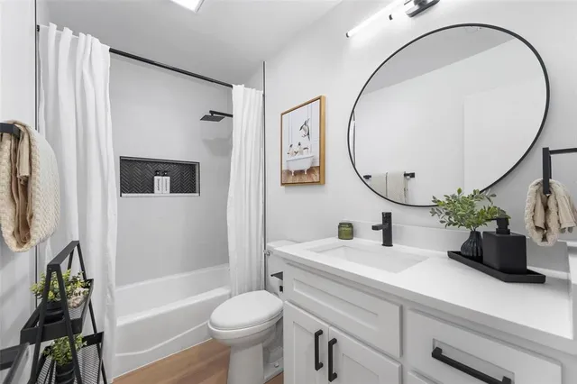 $499,999 | 1954 Chesham Drive, Carrollton, TX 75007