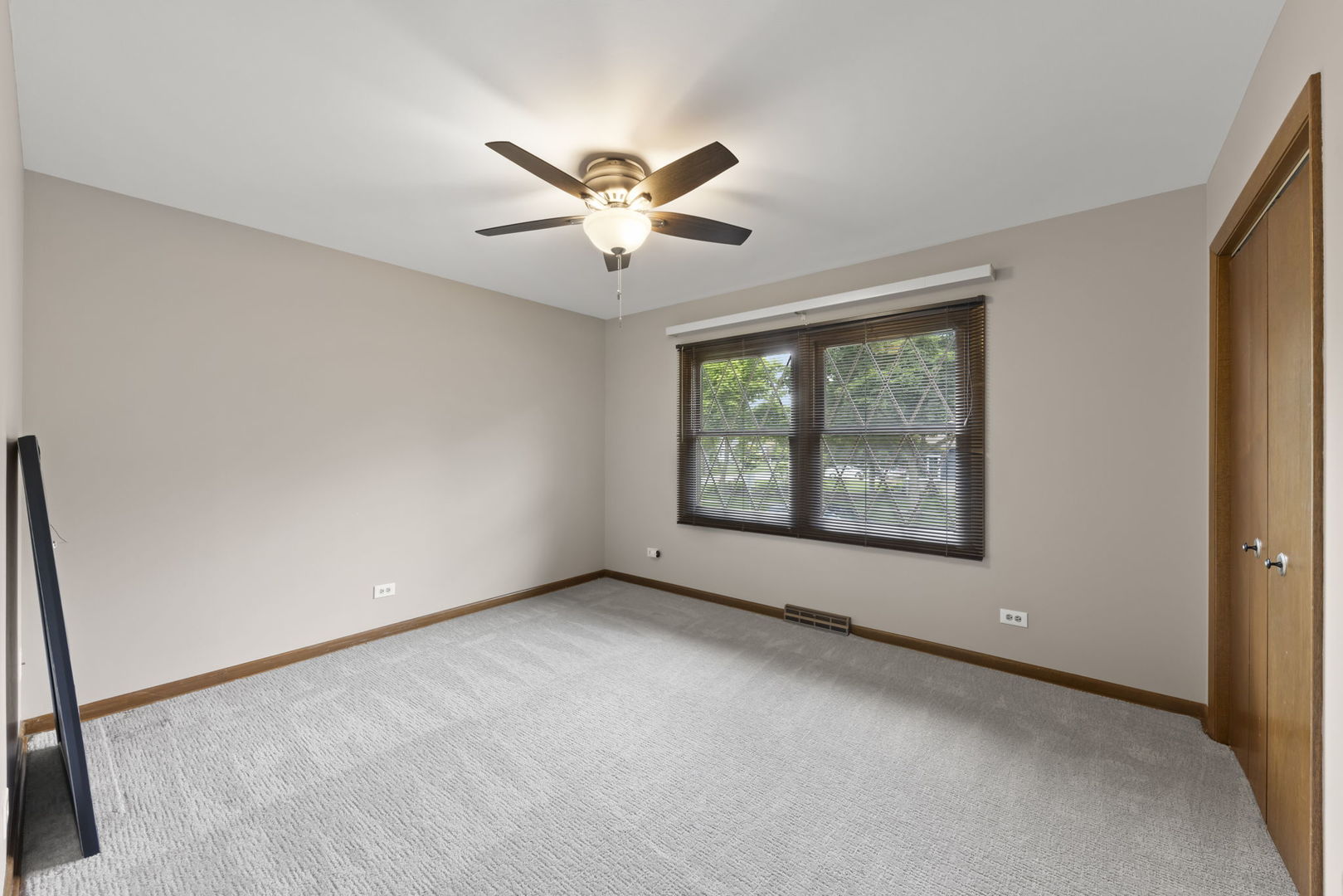 403 West Harding Road Lombard, IL 60148 - Photo 16 of 33