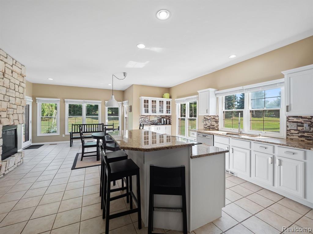 7066 Kennesaw Road Canton, MI 48187 - Photo 24 of 81