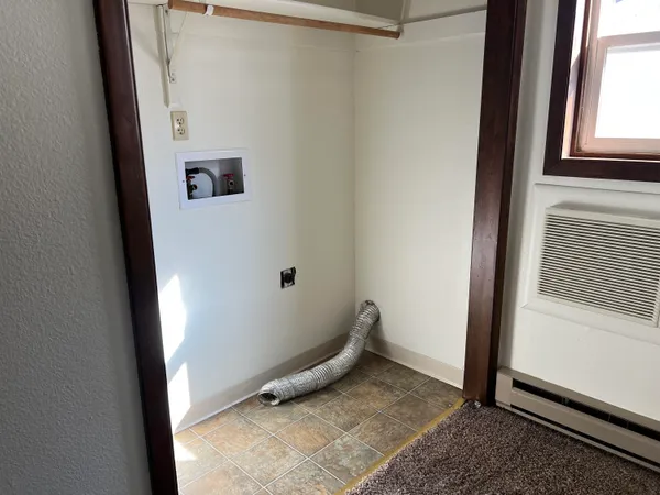 $260,000 | 1613 Taylor Avenue, Sheridan, WY 82801