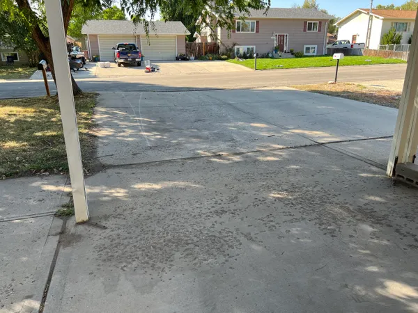 $260,000 | 1613 Taylor Avenue, Sheridan, WY 82801