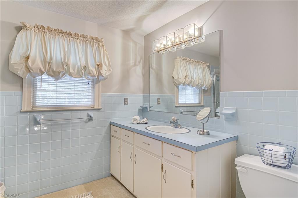 1460 Kesteven Road Winston-Salem, NC 27127 - Photo 32 of 50 Gallery Image 32