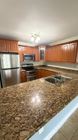 $1,800 | 6980 Northwest 186th Street, Unit 3126, Hialeah, FL 33015