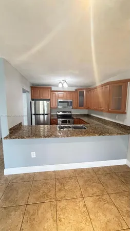 $1,800 | 6980 Northwest 186th Street, Unit 3126, Hialeah, FL 33015