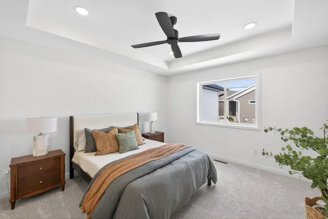 $469,900 | 915 7th Avenue, Wanamingo, MN 55983