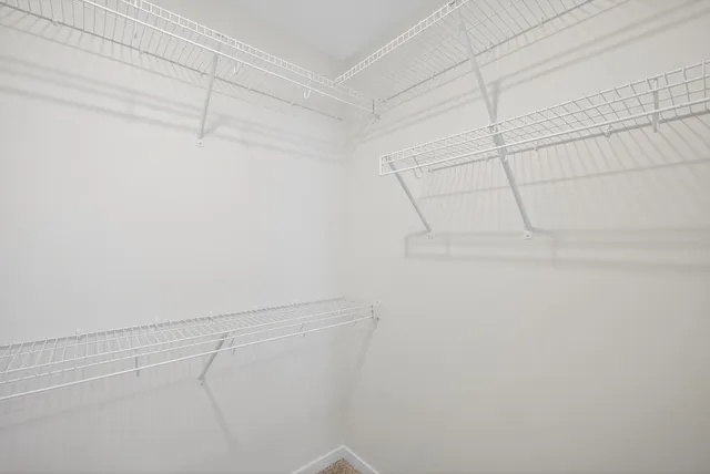 $469,900 | 915 7th Avenue, Wanamingo, MN 55983