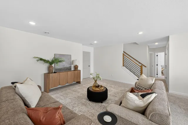 $469,900 | 915 7th Avenue, Wanamingo, MN 55983