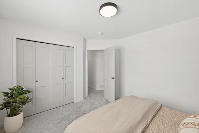 $469,900 | 915 7th Avenue, Wanamingo, MN 55983