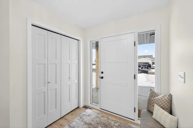 $469,900 | 915 7th Avenue, Wanamingo, MN 55983