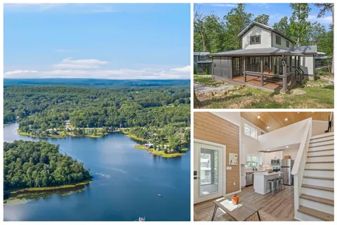 a view of entryway and kitchen