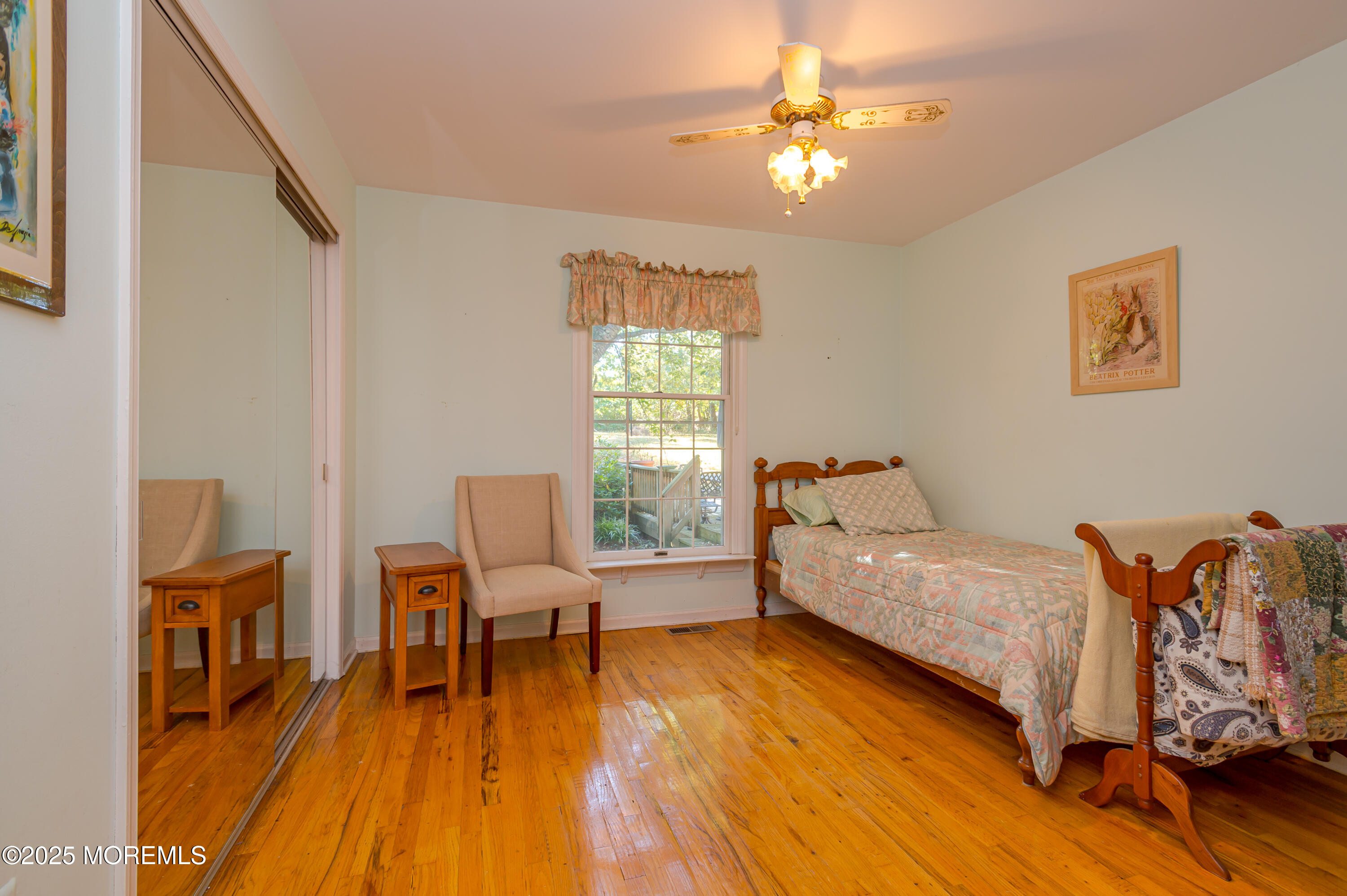 16 Briarhill Road Holmdel, NJ 07733 - Photo 16 of 33 BEDROOM