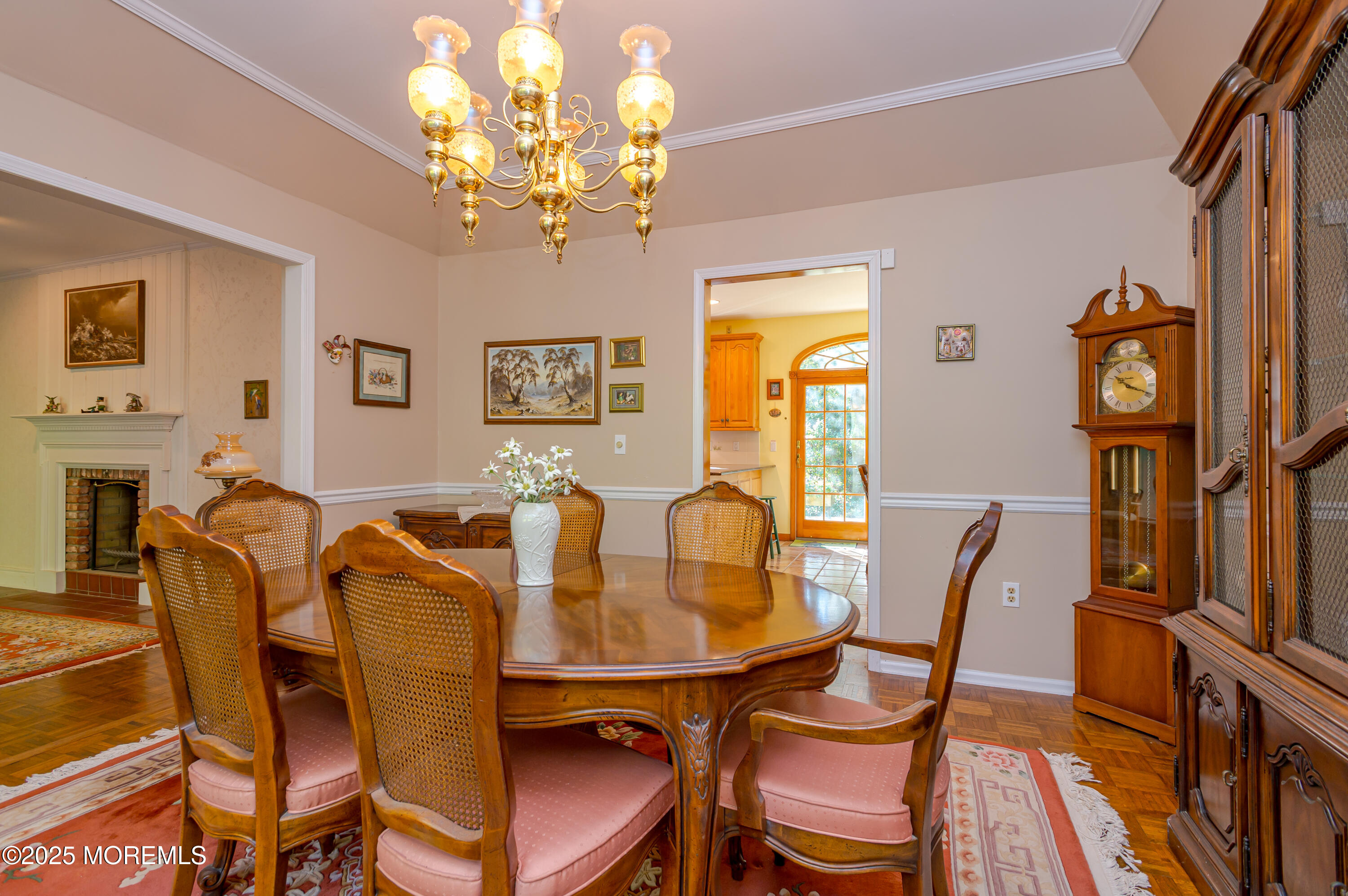 16 Briarhill Road Holmdel, NJ 07733 - Photo 8 of 33 DINING ROOM