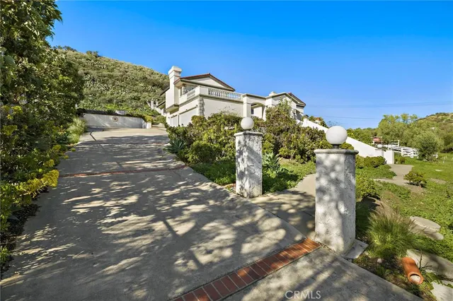 $3,180,000 | 11031 North Meads Avenue, Orange, CA 92869