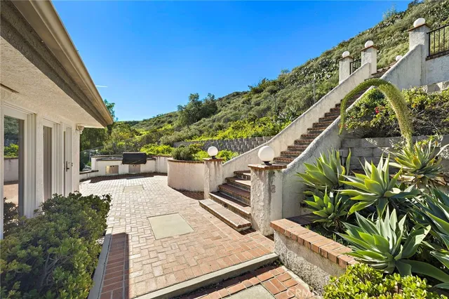 $3,180,000 | 11031 North Meads Avenue, Orange, CA 92869