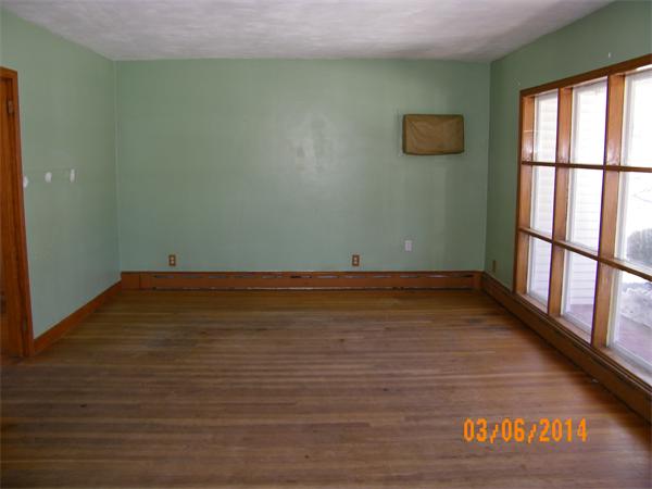181 Springdale Road Westfield, MA 01085 - Photo 4 of 6 Gallery Image 4