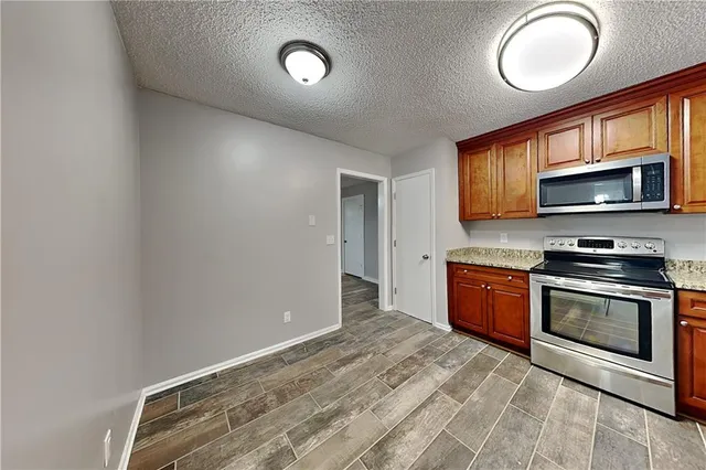 $2,150 | 304 Winchester Way, Woodstock, GA 30188