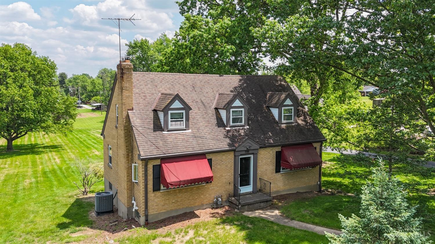 8510 Cheviot Road Cincinnati, OH 45239 - Photo 1 of 39 Gallery Image 1