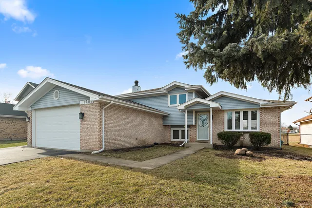 $365,000 | 17012 Redwood Court, Orland Hills, IL 60487