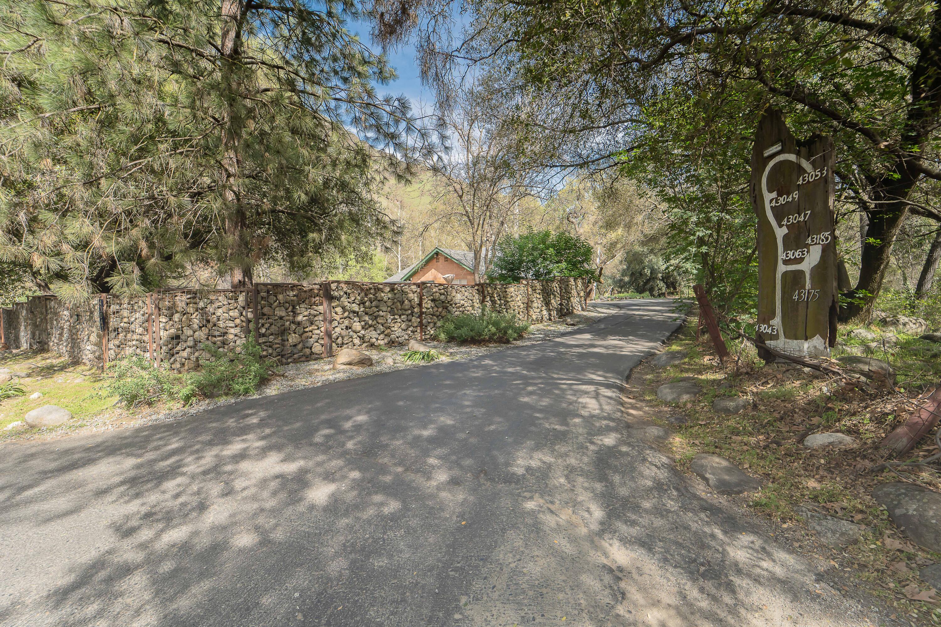 43043 South Fork Drive Three Rivers, CA 93271 - Photo 39 of 43 -