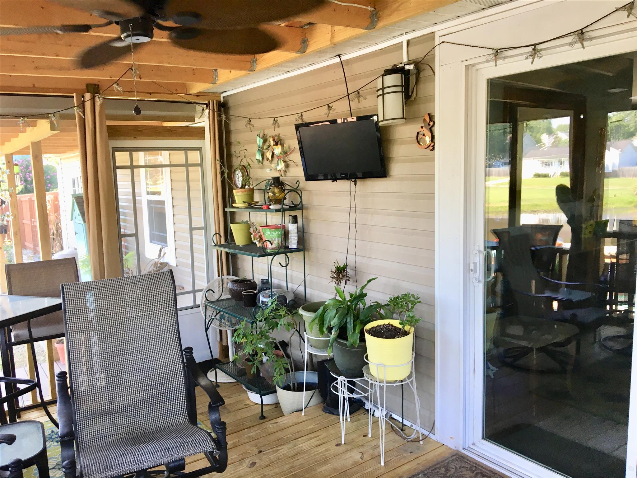 81 Rye Street McEwen, TN 37101 - Photo 13 of 16 Great spot for watching the game!
