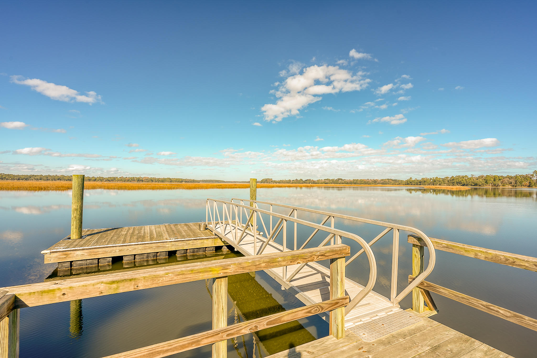 7599 Patterson Road Beaufort, SC 29906 - Photo 2 of 56 Floating Pier