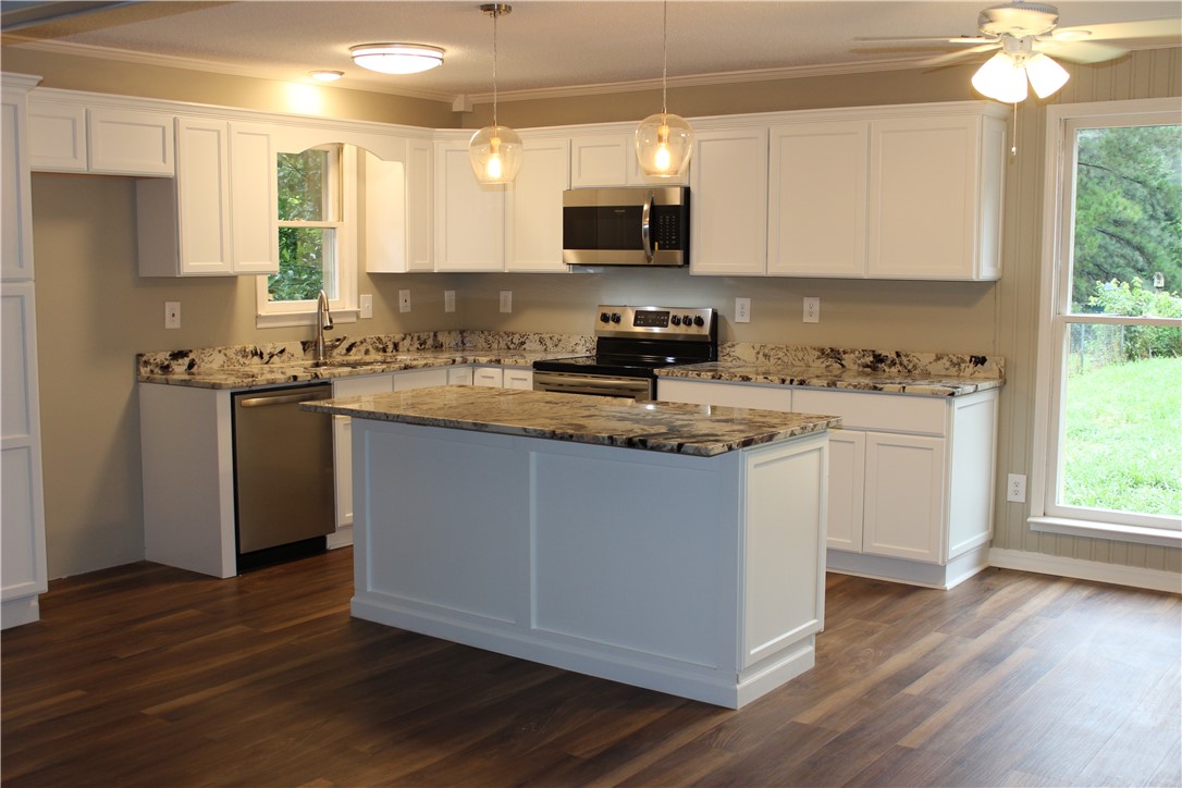 1009 Antioch Road Easley, SC 29640 - Photo 5 of 23