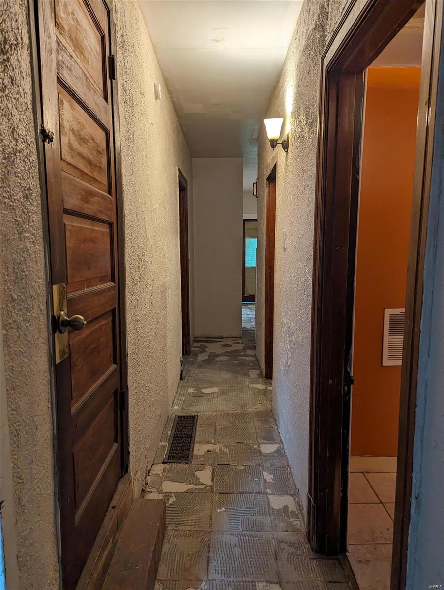 2220 Nebraska Avenue St. Louis, MO 63104 - Photo 18 of 37