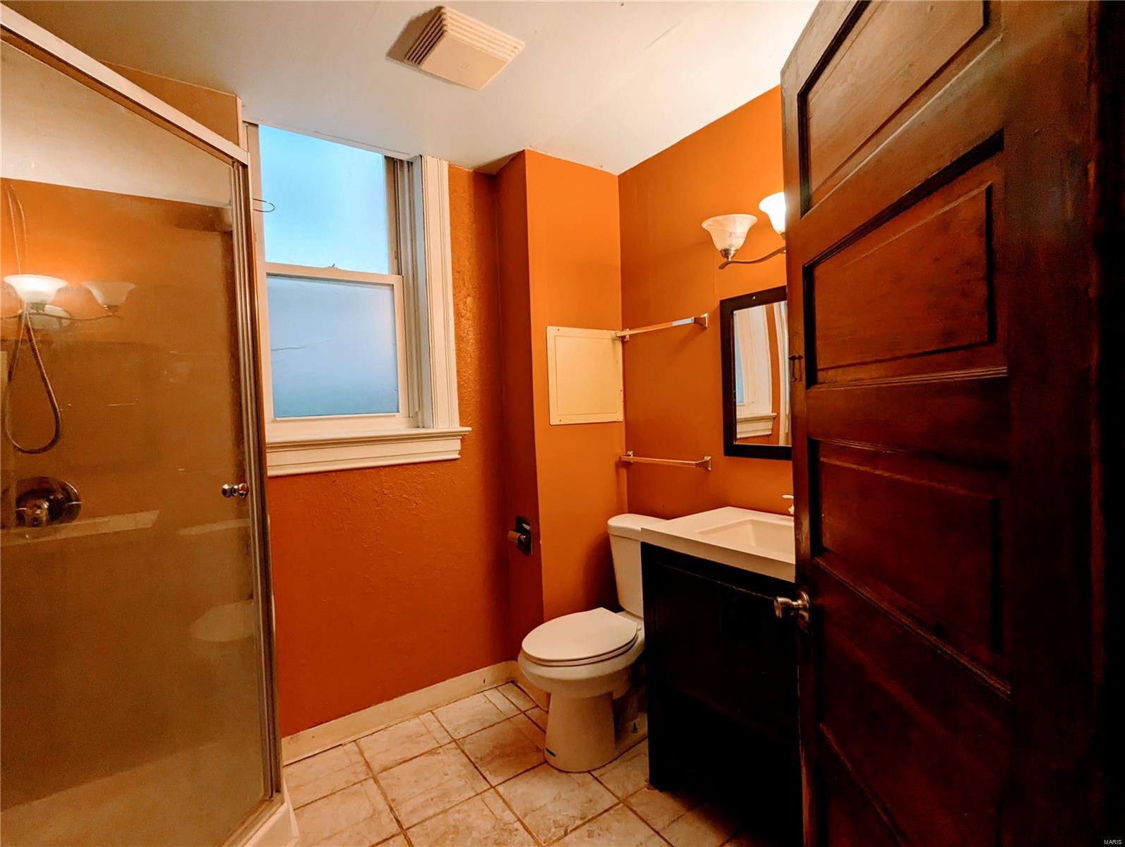 2220 Nebraska Avenue St. Louis, MO 63104 - Photo 8 of 37