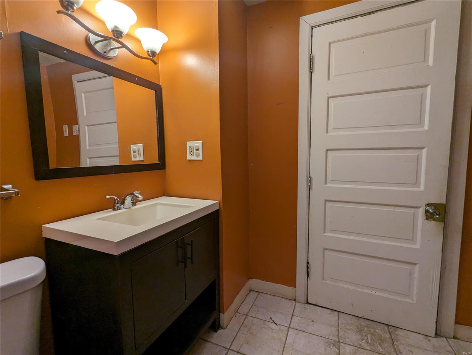 2220 Nebraska Avenue St. Louis, MO 63104 - Photo 10 of 37