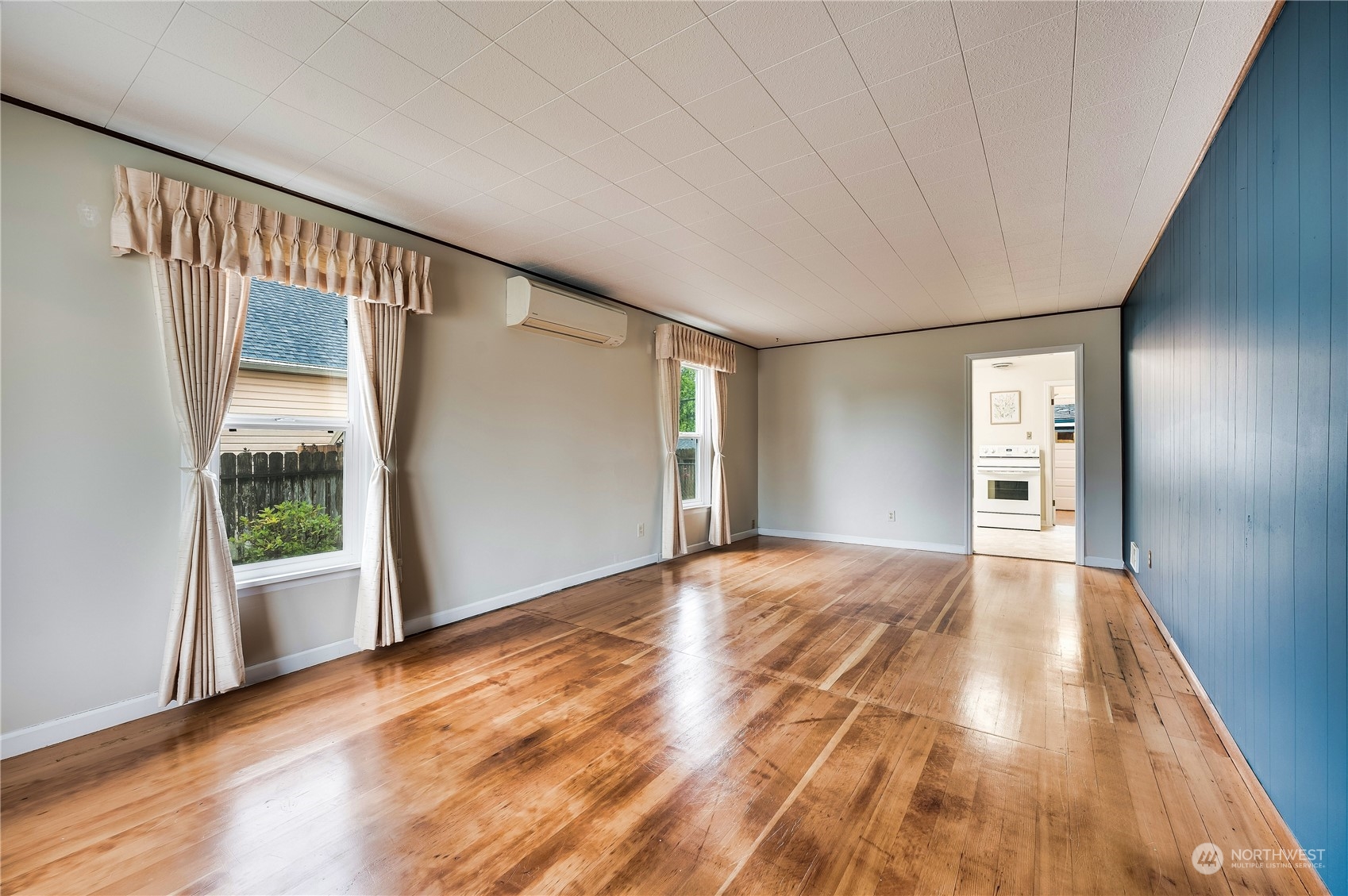 217 East Gilman Avenue Arlington, WA 98223 - Photo 8 of 32