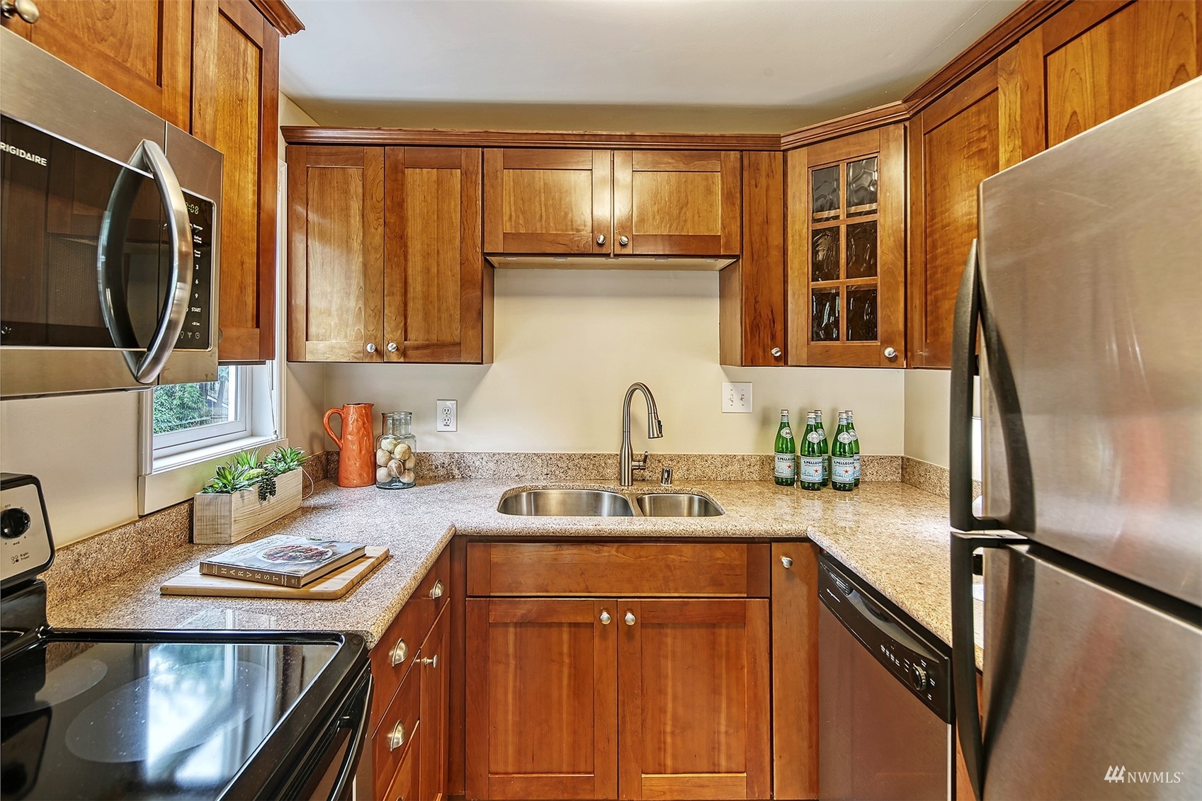4131 Southwest Portland Street Seattle, WA 98136 - Photo 11 of 31 Gallery Image 11