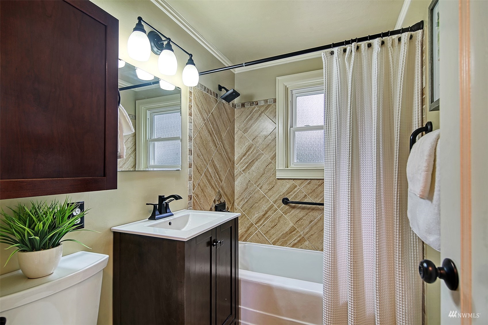 4131 Southwest Portland Street Seattle, WA 98136 - Photo 15 of 31 Gallery Image 15