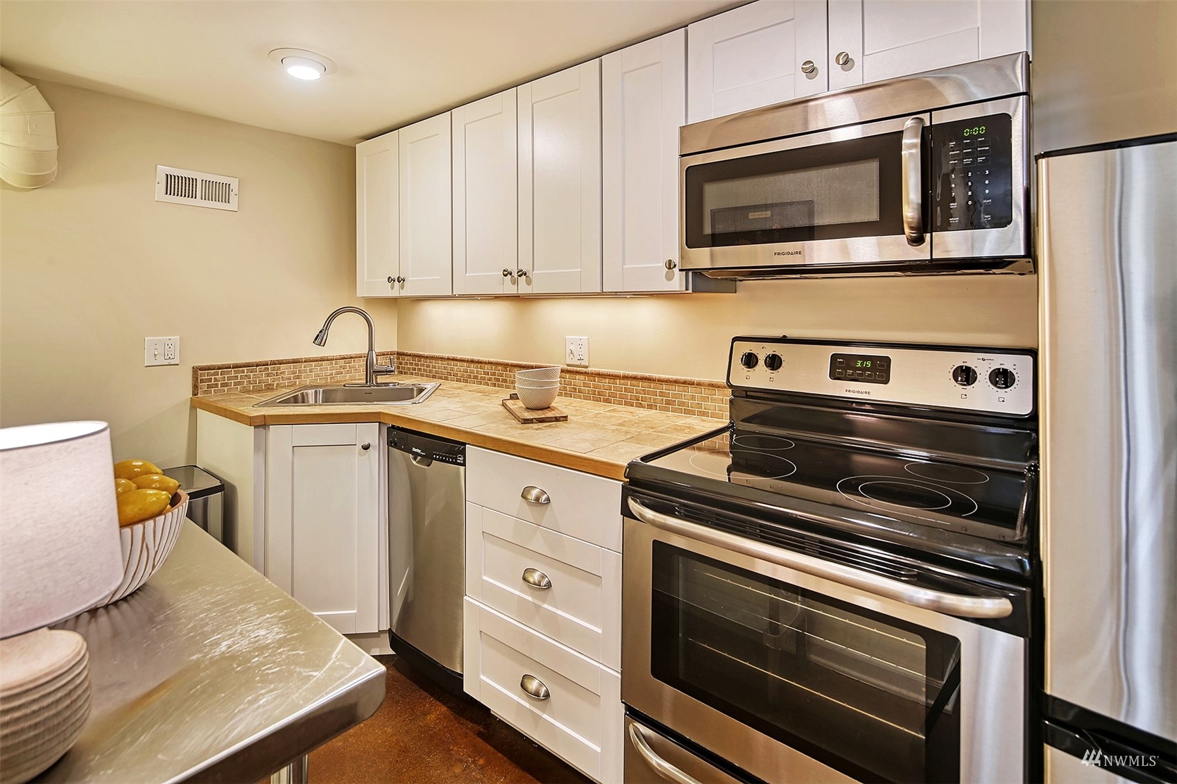 4131 Southwest Portland Street Seattle, WA 98136 - Photo 21 of 31 Gallery Image 21