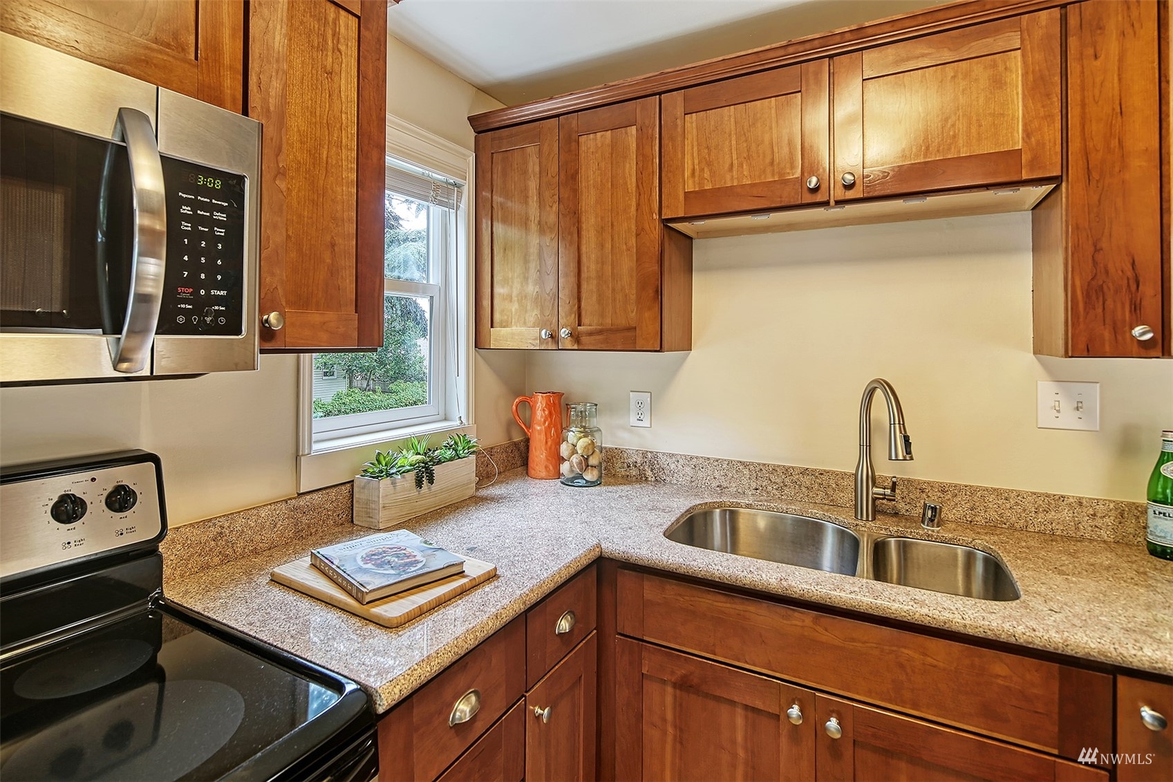 4131 Southwest Portland Street Seattle, WA 98136 - Photo 10 of 31 Gallery Image 10
